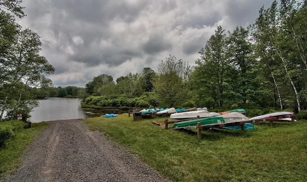 Lakehouse *Hottub*Jacuzzi*Firepit*Bbq*Pool Long Pond Exteriör bild